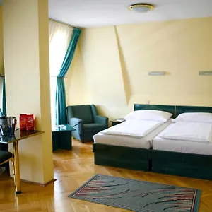 Bara Hotel Budapest