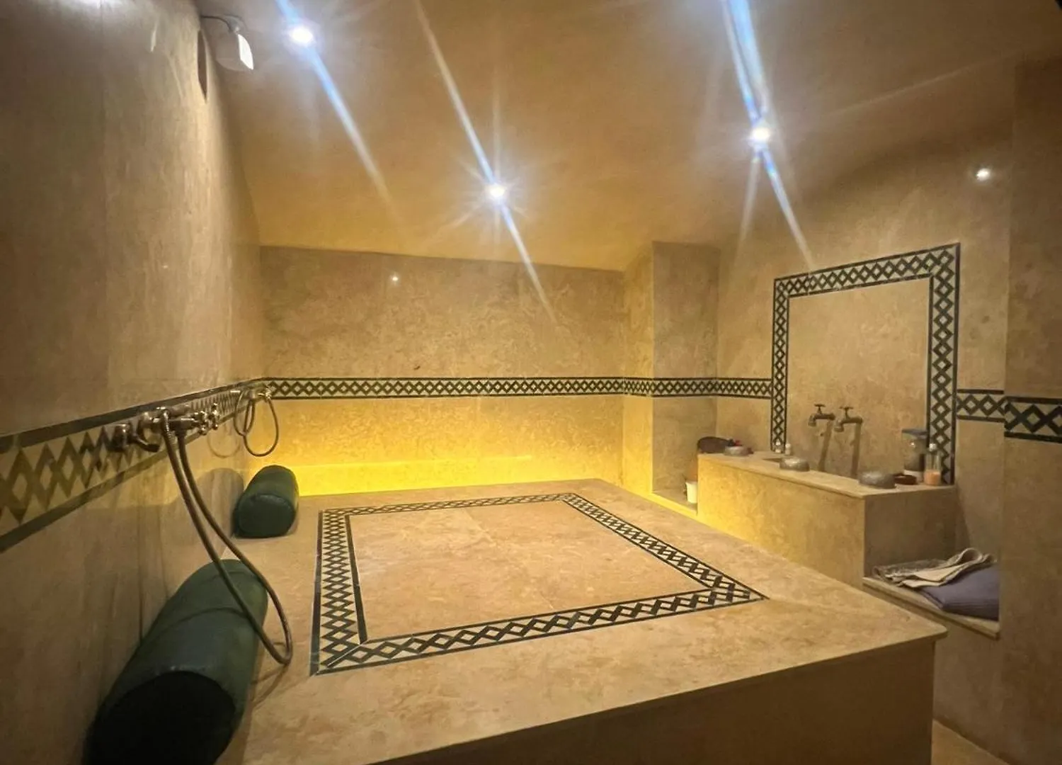 Riad Palais Blanc & Spa Marrakesh
